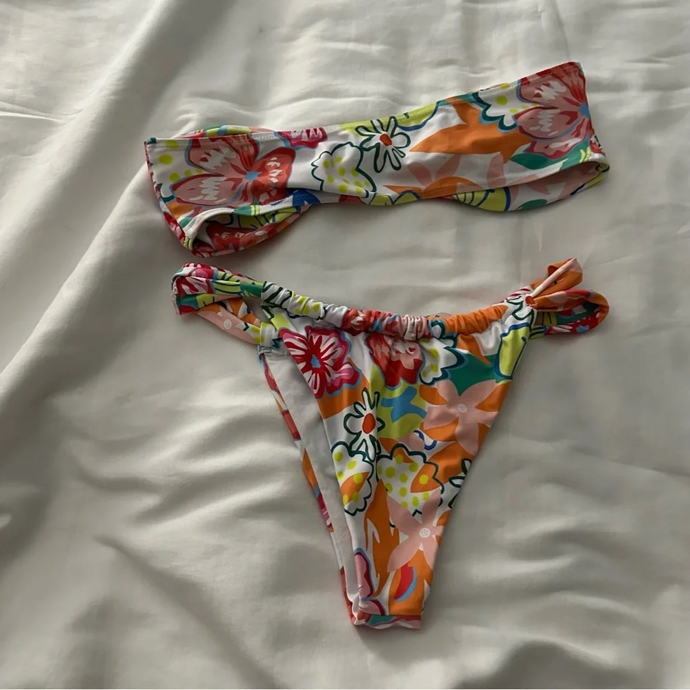 Floral Strapless Bikini